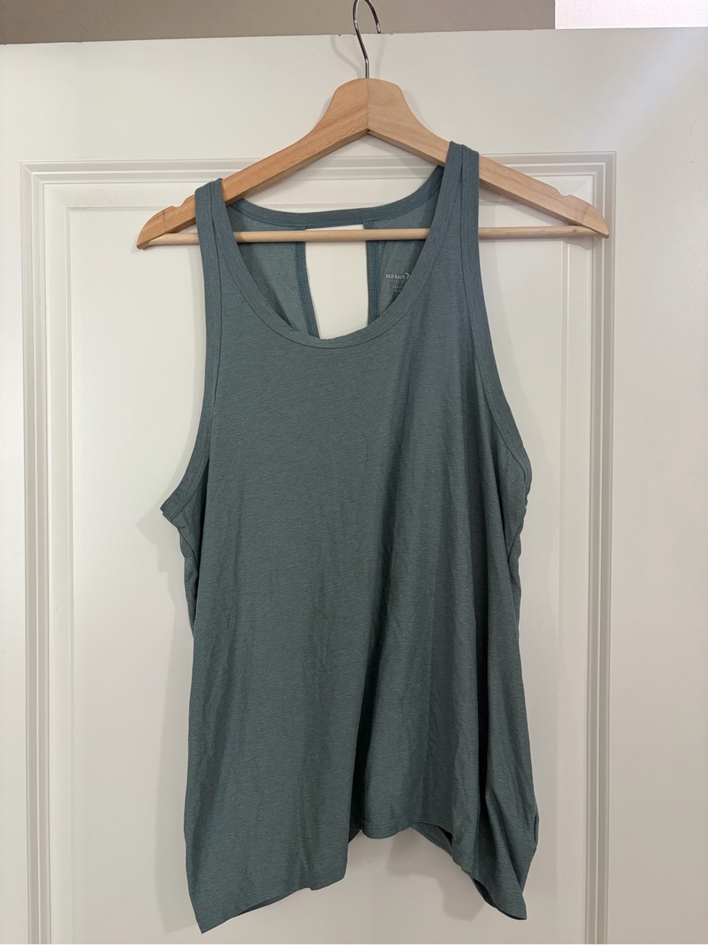 Tie-back tank -top